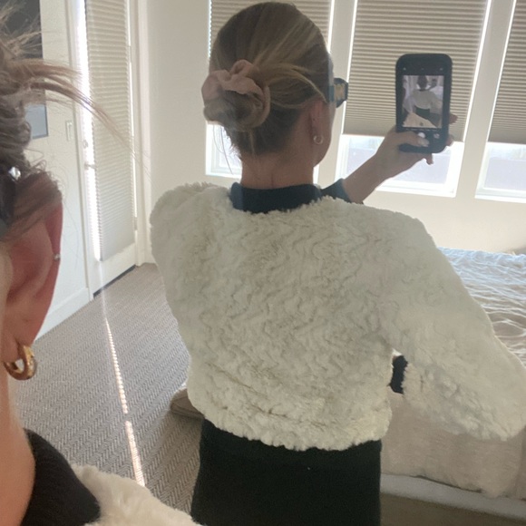 Melrose & market white fuzzy zip up jacket - Picture 7 of 8